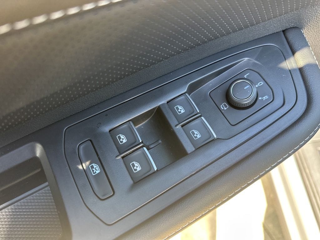 2026 Volkswagen Atlas Cross Sport SEL Premium R-LINE - Photo 11