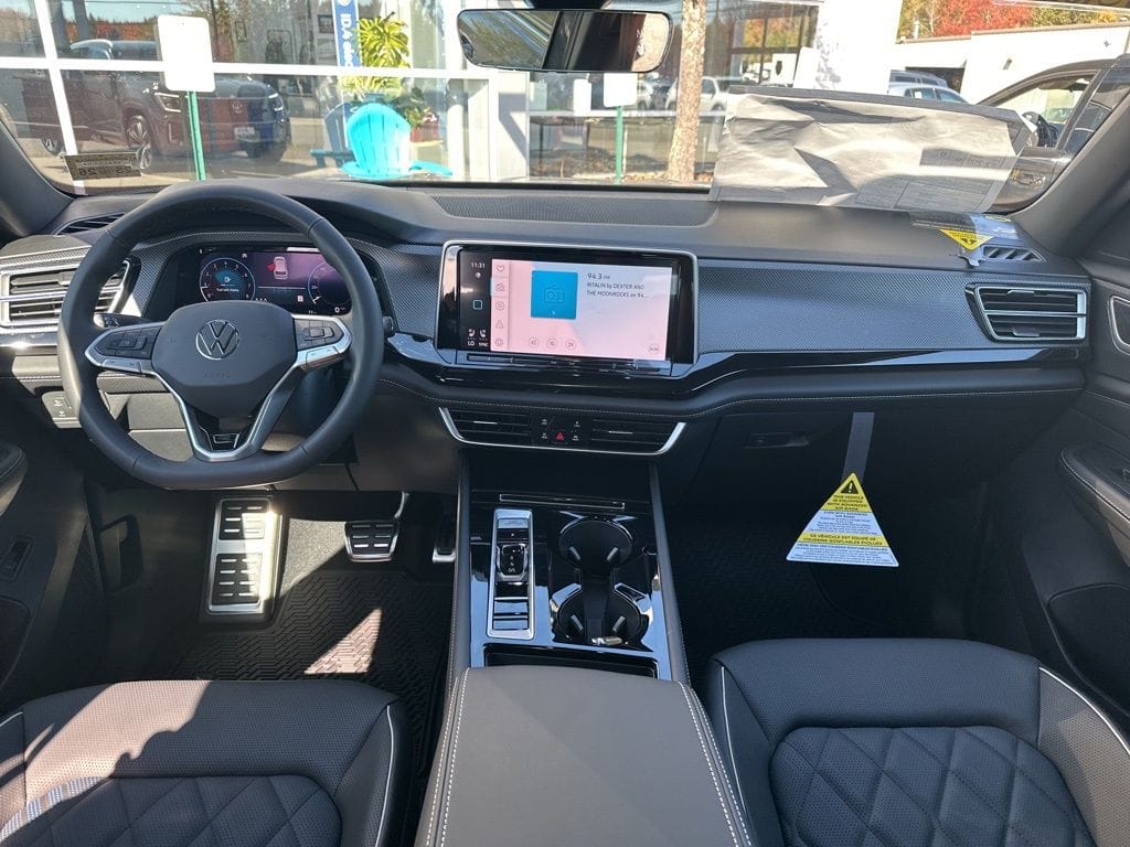 2026 Volkswagen Atlas Cross Sport SEL Premium R-LINE - Photo 12