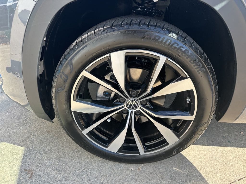 2026 Volkswagen Atlas Cross Sport SEL Premium R-LINE - Photo 27