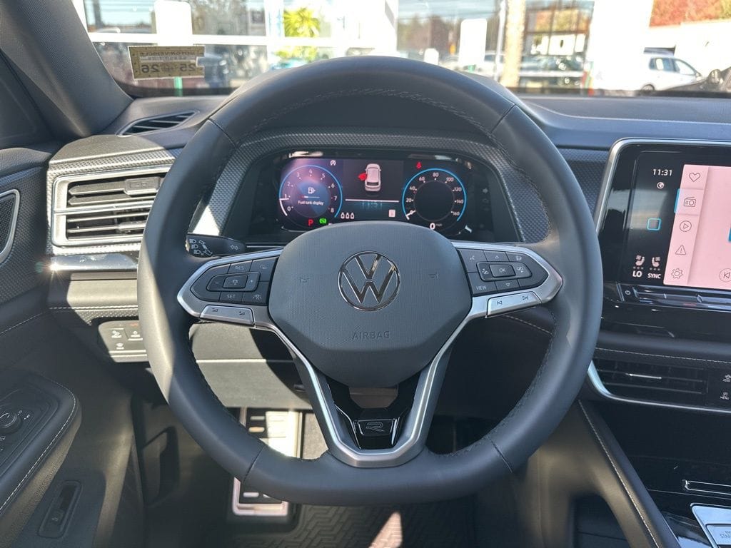 2026 Volkswagen Atlas Cross Sport SEL Premium R-LINE - Photo 14