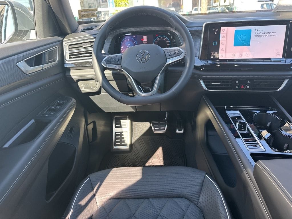 2026 Volkswagen Atlas Cross Sport SEL Premium R-LINE - Photo 13