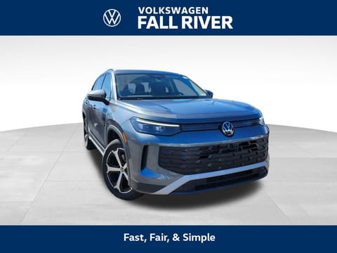 1 image of 2026 Volkswagen Tiguan 2.0T SE