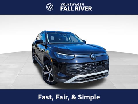 1 image of 2026 Volkswagen Tiguan 2.0T SE