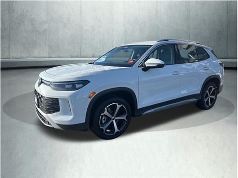 1 image of 2026 Volkswagen Tiguan 2.0T SE