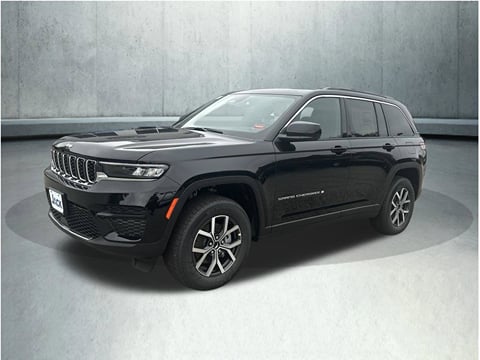 1 image of 2027 Jeep Grand Cherokee Laredo X
