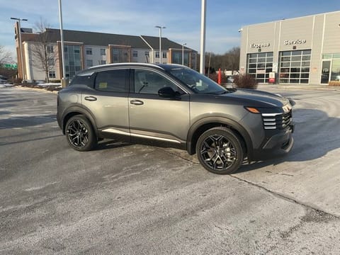 1 image of 2026 Nissan Kicks SR