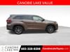 8 thumbnail image of  2017 Toyota Highlander XLE