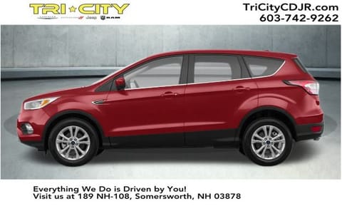 1 image of 2017 Ford Escape SE
