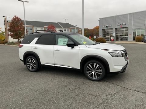 1 image of 2025 Nissan Pathfinder Platinum
