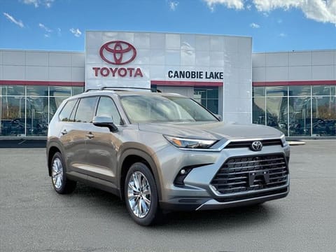 1 image of 2026 Toyota Grand Highlander Platinum