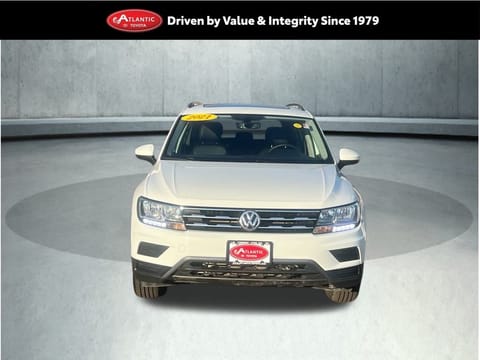 1 image of 2021 Volkswagen Tiguan 2.0T SE