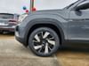 20 thumbnail image of  2026 Volkswagen Atlas Cross Sport 2.0T SE w/Technology