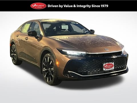 1 image of 2026 Toyota Crown Platinum