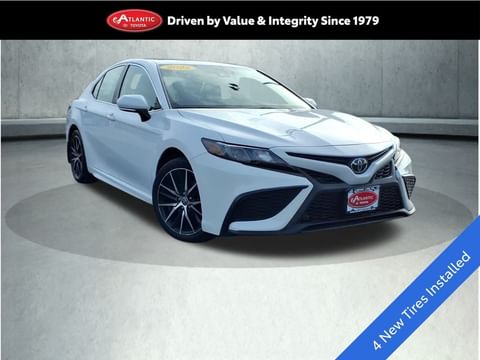 1 image of 2022 Toyota Camry SE AWD