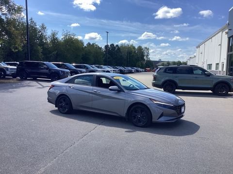 1 image of 2023 Hyundai Elantra Hybrid Blue