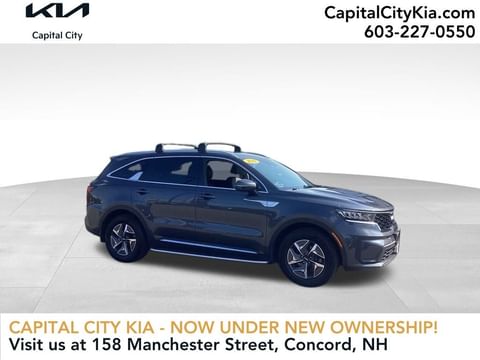 1 image of 2022 Kia Sorento Hybrid S