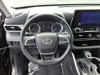11 thumbnail image of  2023 Toyota Highlander XLE