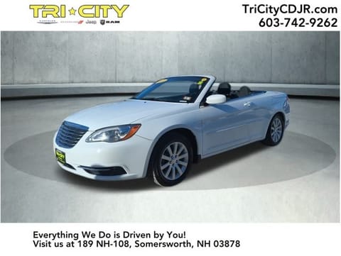1 image of 2011 Chrysler 200 Touring
