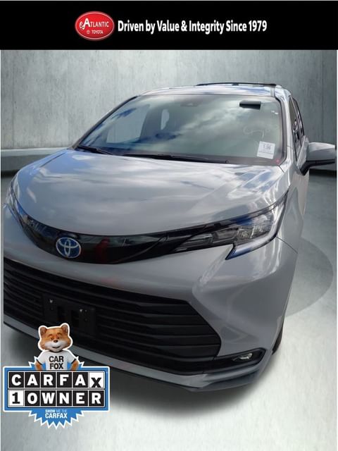 1 image of 2025 Toyota Sienna Woodland Edition