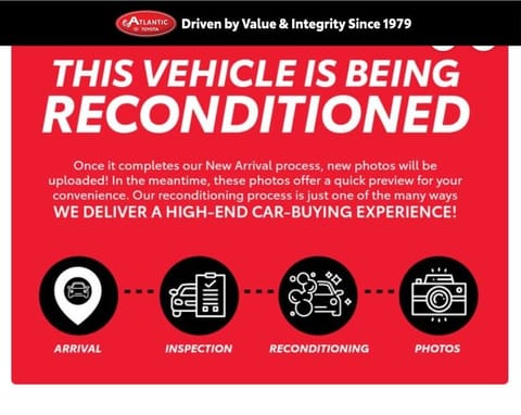 1 image of 2015 Toyota Camry SE