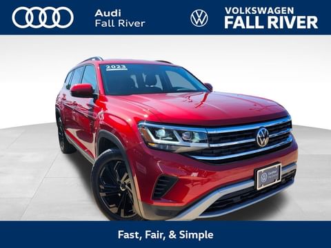1 image of 2023 Volkswagen Atlas 3.6L V6 SE w/Technology