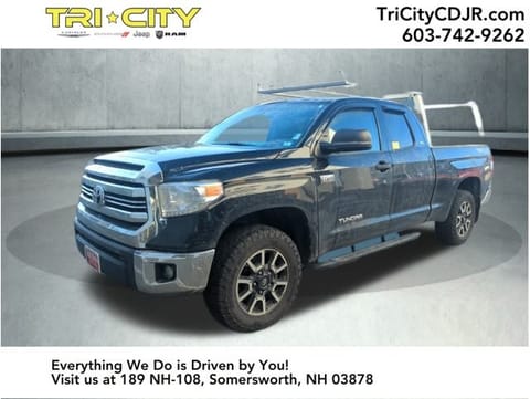 1 image of 2017 Toyota Tundra SR5