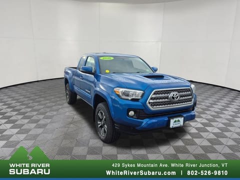 1 image of 2016 Toyota Tacoma TRD Sport