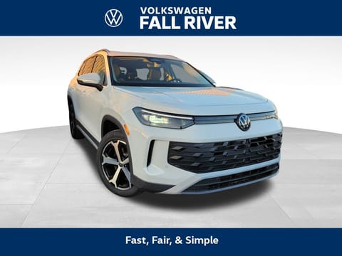 1 image of 2026 Volkswagen Tiguan 2.0T SE