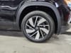 12 thumbnail image of  2025 Volkswagen Atlas 2.0T SE w/Technology