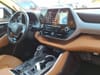 27 thumbnail image of  2022 Toyota Highlander Platinum