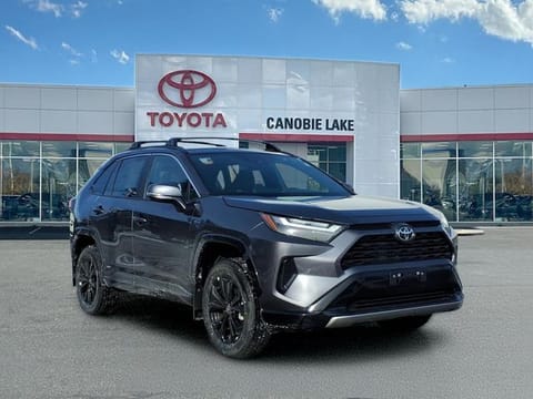 1 image of 2025 Toyota RAV4 Hybrid SE
