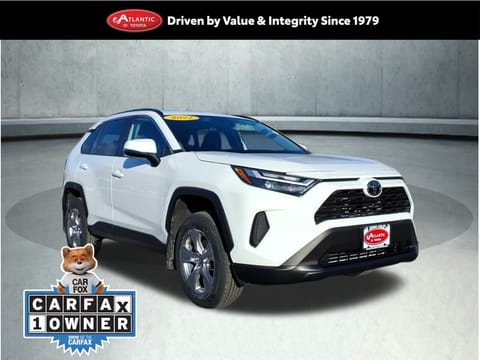 1 image of 2022 Toyota RAV4 XLE