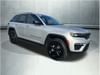 4 thumbnail image of  2025 Jeep Grand Cherokee Limited