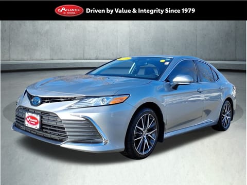 1 image of 2023 Toyota Camry Hybrid XLE