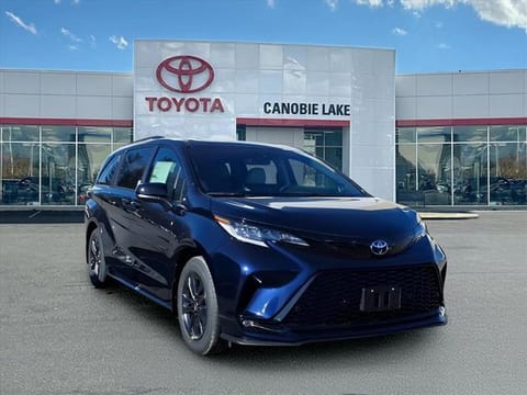 1 image of 2026 Toyota Sienna XSE