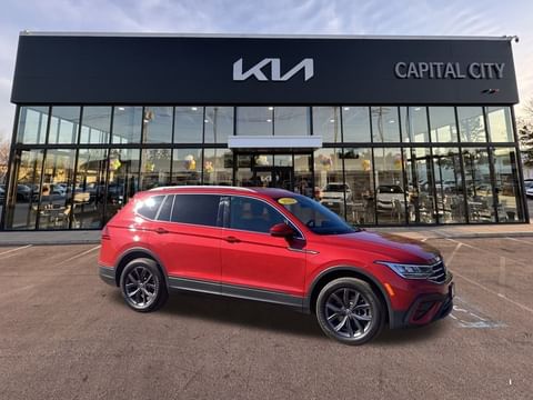 1 image of 2023 Volkswagen Tiguan 2.0T SE