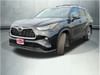 3 thumbnail image of  2023 Toyota Highlander XLE