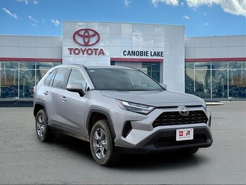 1 image of 2025 Toyota RAV4 Hybrid XLE