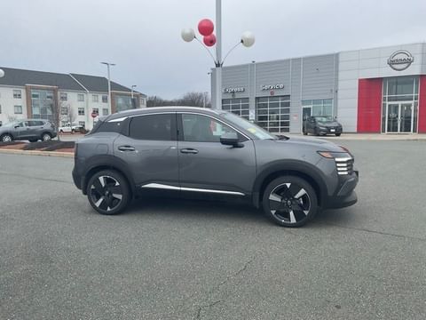 1 image of 2025 Nissan Kicks SR