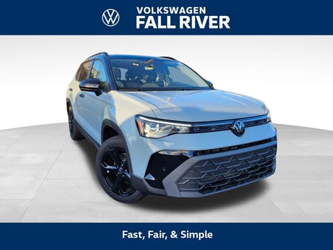 1 image of 2026 Volkswagen Taos 1.5T SE Black