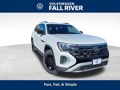 1 image of 2026 Volkswagen Atlas 2.0T Peak Edition