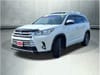 3 thumbnail image of  2017 Toyota Highlander Hybrid XLE