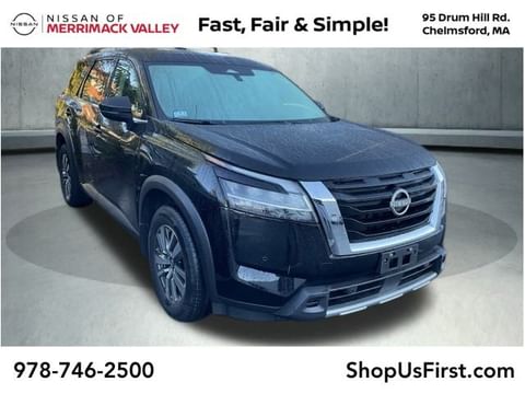 1 image of 2023 Nissan Pathfinder SL