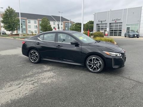 1 image of 2025 Nissan Sentra SR