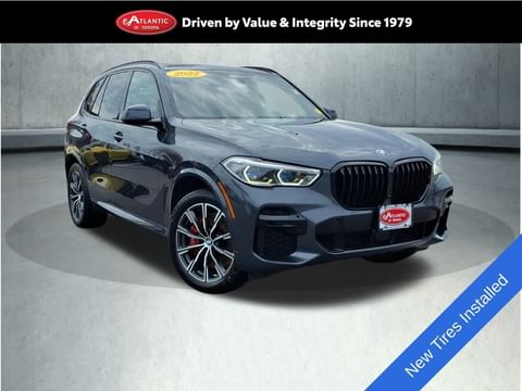 1 image of 2022 BMW X5 M50i