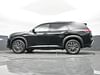 33 thumbnail image of  2024 Nissan Pathfinder SL