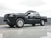 28 thumbnail image of  2023 Nissan Frontier SV