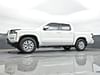 25 thumbnail image of  2024 Nissan Frontier SV