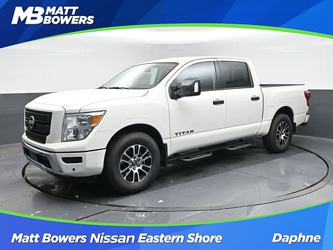 1 image of 2024 Nissan Titan SV