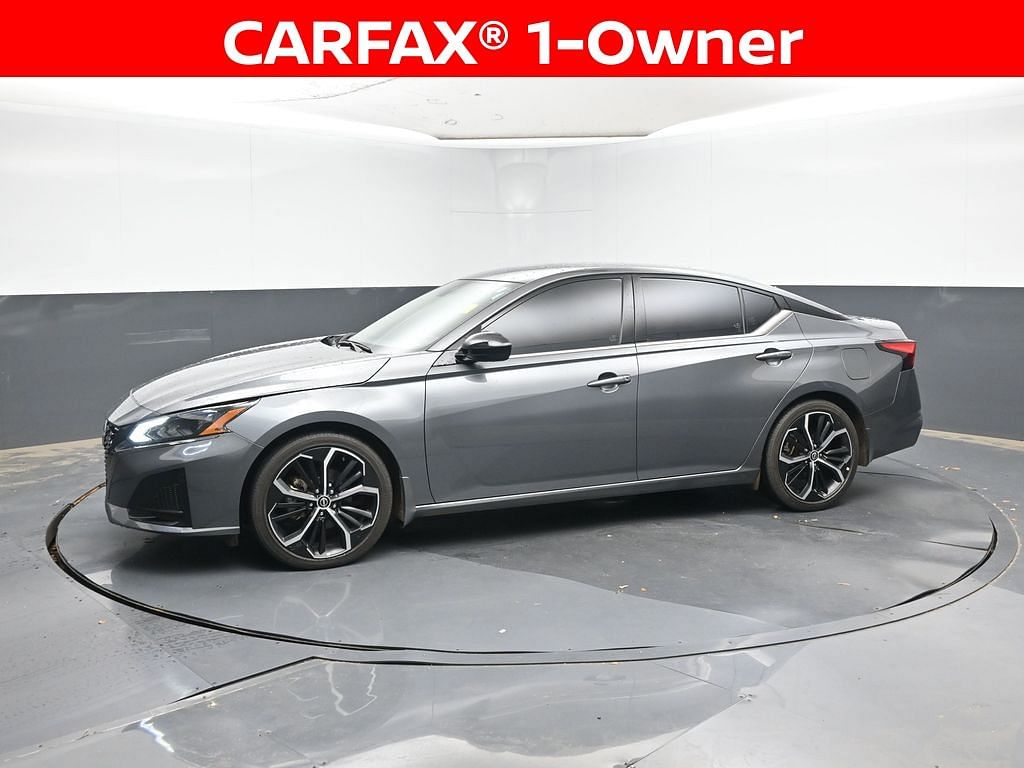 Used 2024 Nissan Altima SR with VIN 1N4BL4CV6RN324011 for sale in Daphne, AL